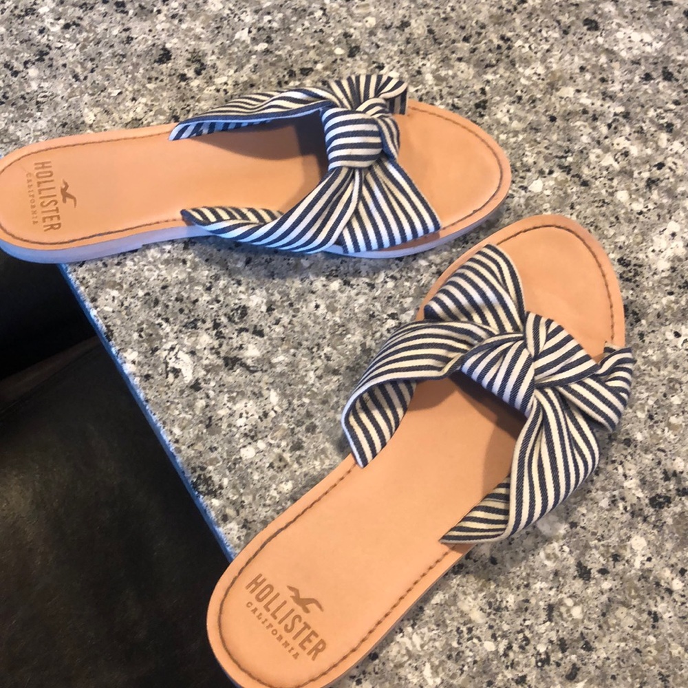 HOLLISTER SANDALS - Picture 2 of 2